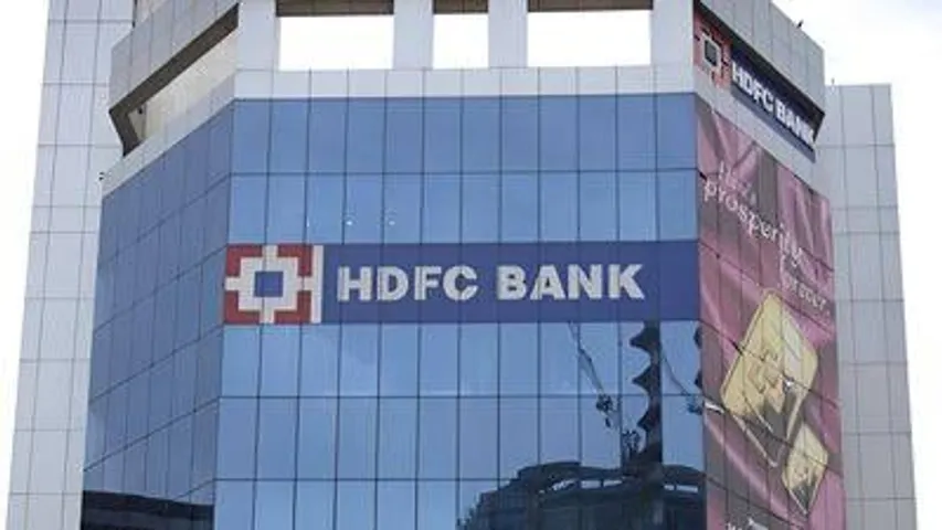 HDFC Bank’s m-cap surpasses Rs 14 lakh crore for the first time