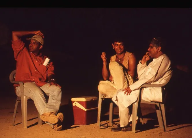 Ashutosh Gowariker celebrates 23yrs of 'Lagaan: Once Upon A Time In India' 