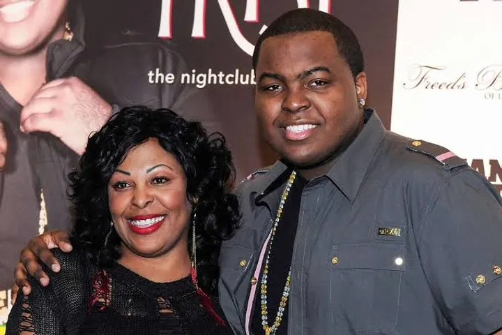 Sean Kingston and mother plead not guilty to wire fraud charges in $1 million scheme