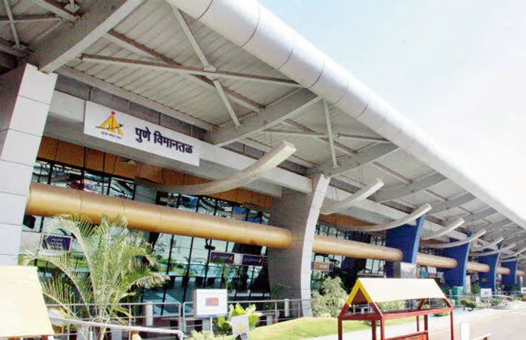 Amid Heavy rain fall flights got delayed at Pune Airport 
