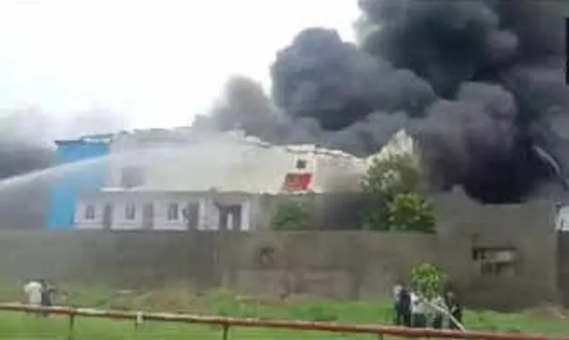 Massive fire erupts at factory in Gujarat's Silvassa 