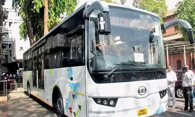 A bankrupt Kerala businessman sells a 50-lakh-rupee luxury bus for 45Rs/kg