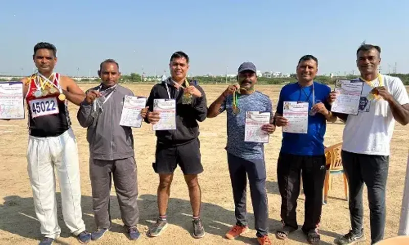 15 medals won by Vadodara police sportspersons in 40th State Master Athletics in Dwarka