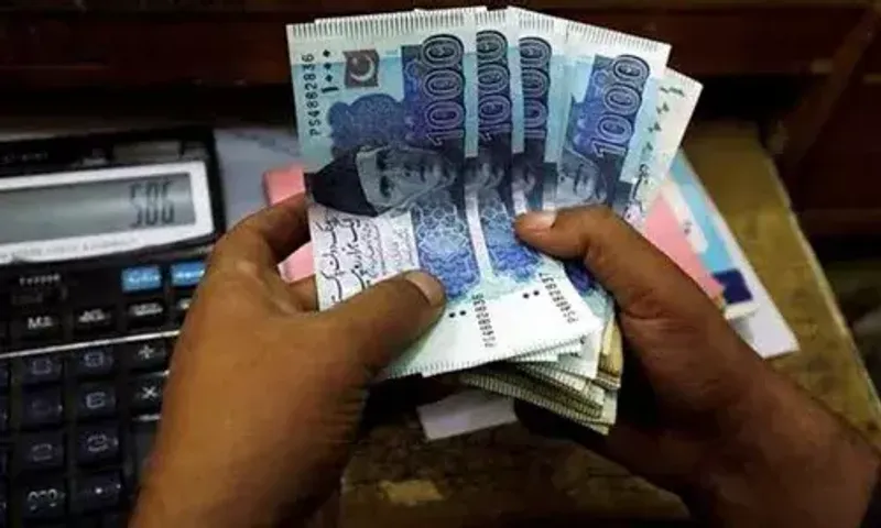 Pakistan: PKR falls to record low against US dollar as import restrictions ease