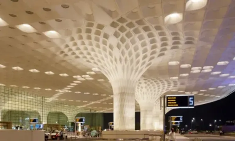 Mumbai International airport records 4 Million passengers in Feb'23