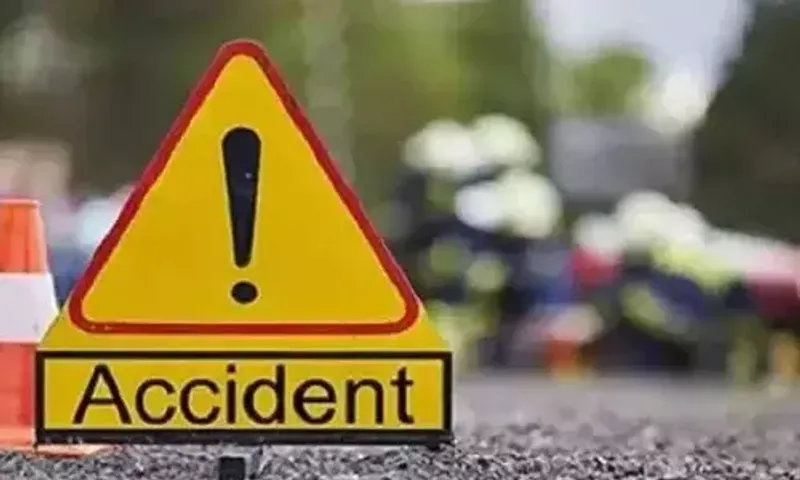 Gujarat: Bus overturns near Wana village, nearly 40 passengers were injured