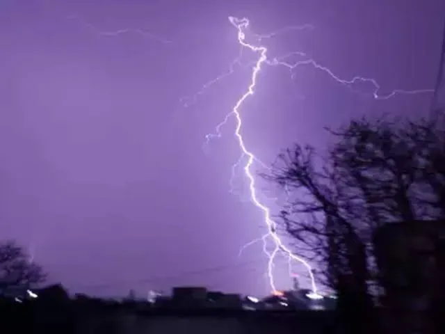 Gujarat: Ahmedabad likely to see rain, lightning