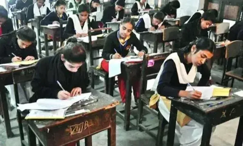 CBSE to allow Class 10 students with basic math study subject in Class 11