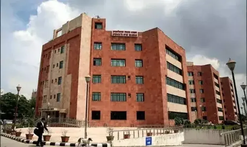 Episiotomy done by Pharmacist: Delhi Hospital told to pay compensation for medical negligence