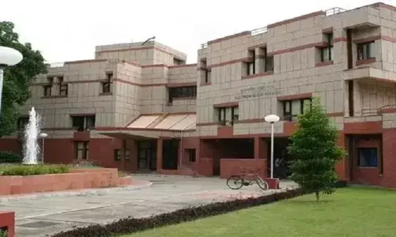 IIT Kanpur establishes new milestones in Research & Innovation by filing record-breaking 122 IPRs in 2023