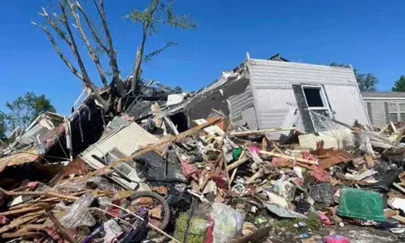 US tornadoes: Emergency declared for 4 Michigan counties, 50 trapped inside damaged FedEx facility