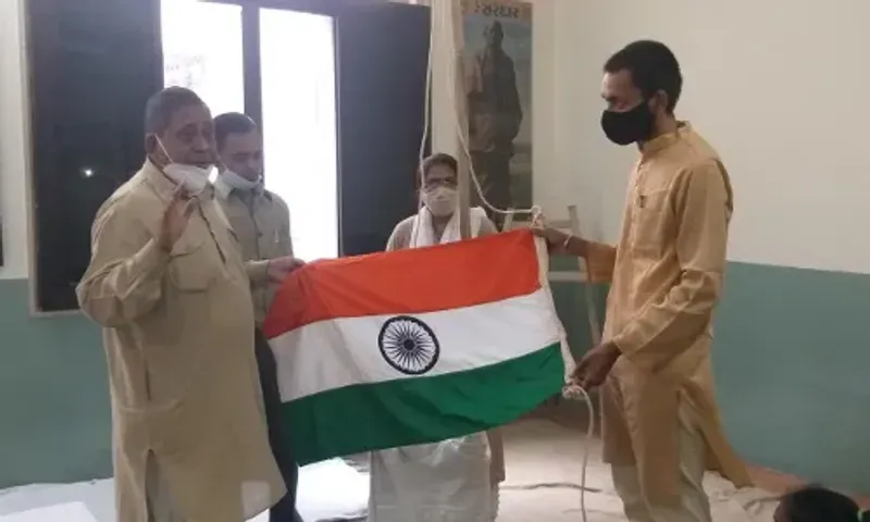 Harendrasinh Dayama's unmatched patriotism to train people about correct hoisting of national flag and national anthem singing