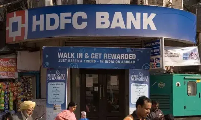 HDFC Bank records 20% rise in Q4 PAT to ₹12,047.5 cr, NII jumps 24%