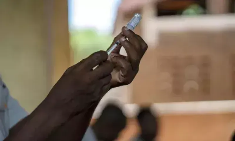 Cameroon starts world's first malaria vaccine program for children