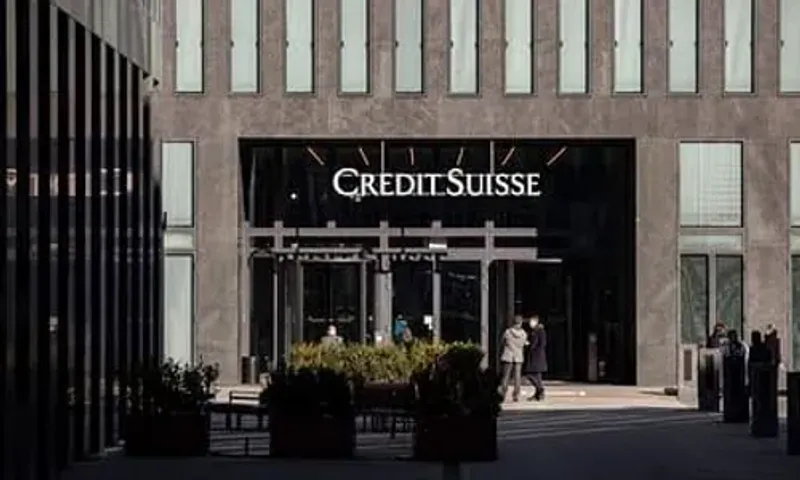 UBS to explore Credit Suisse deal in crisis combination