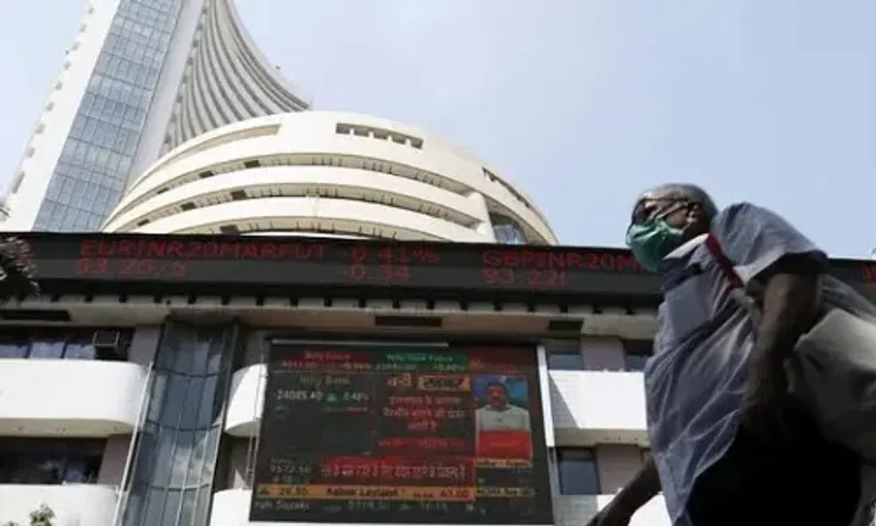 Sensex falls over 1,000 points in early trade