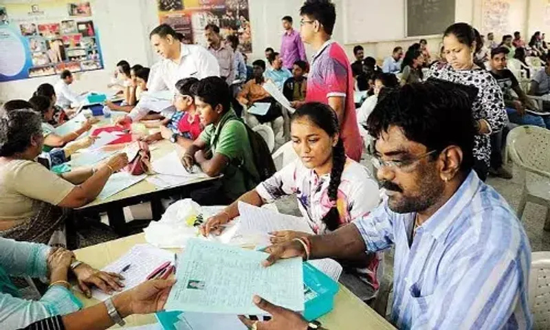 Gujarat: Engineering, pharmacy intake likely to begin in June