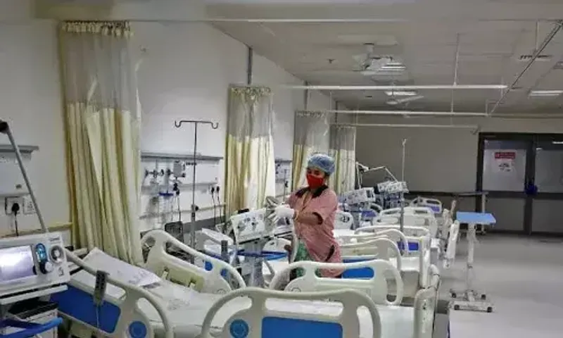 Jharkhand Health Min lays foundation of 300-bed hospital in Godda