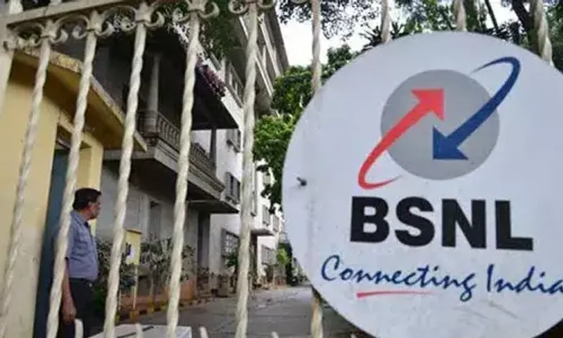 Cabinet approves revival package of ₹89,047 crore for BSNL