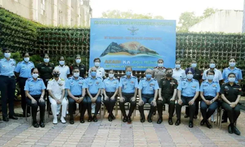 Indian Air Force organises tri services mountaineering expedition to mount Manirang