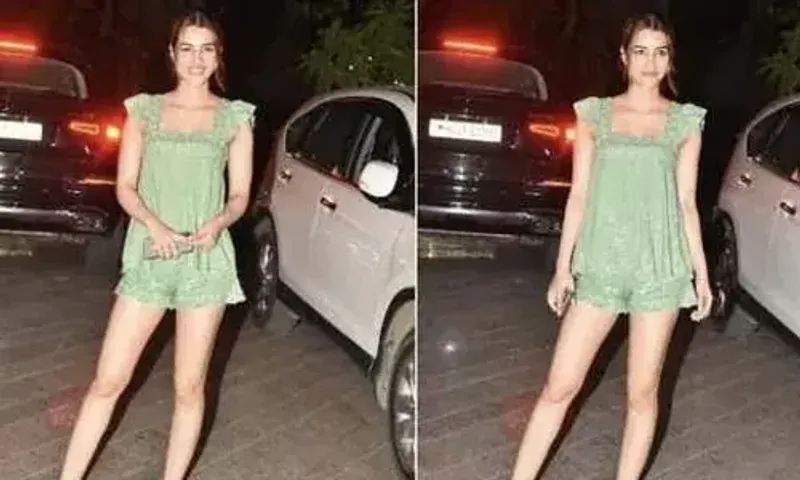 Kriti Sanon mixes ethnic and modern vibes in embroidered top and mini shorts for casual outing