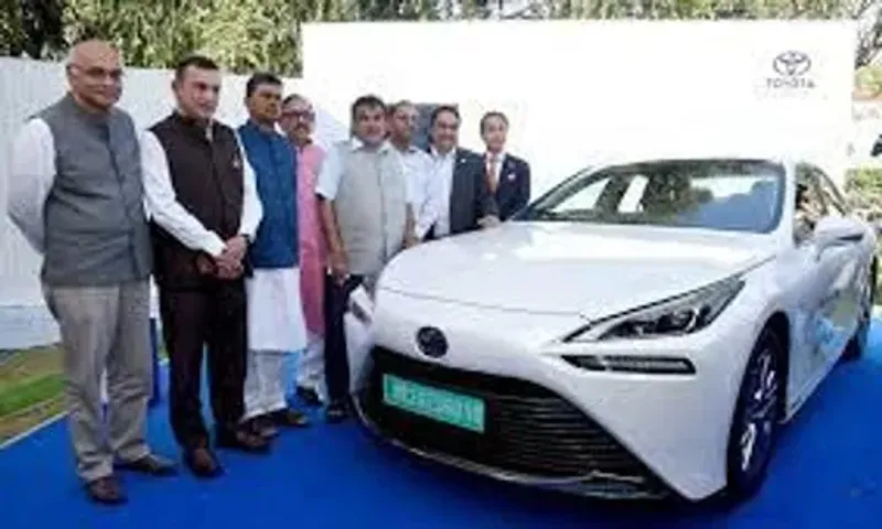 Nitin Gadkari launches world's most advanced technology-developed Green Hydrogen Fuel Cell Electric Vehicle Toyota Mirai