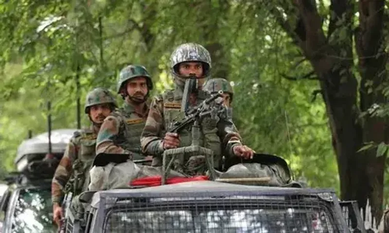 Army troops foil infiltration bid along the LoC in Poonch district of Jammu and Kashmir