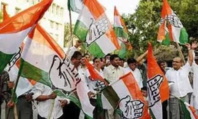 Congress alleges 19 poll violations in Gujarat