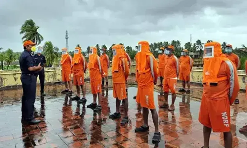 Teams of NDRF 06 Battalion in Vadodara re-deployed in various districts of Gujarat and Rajasthan