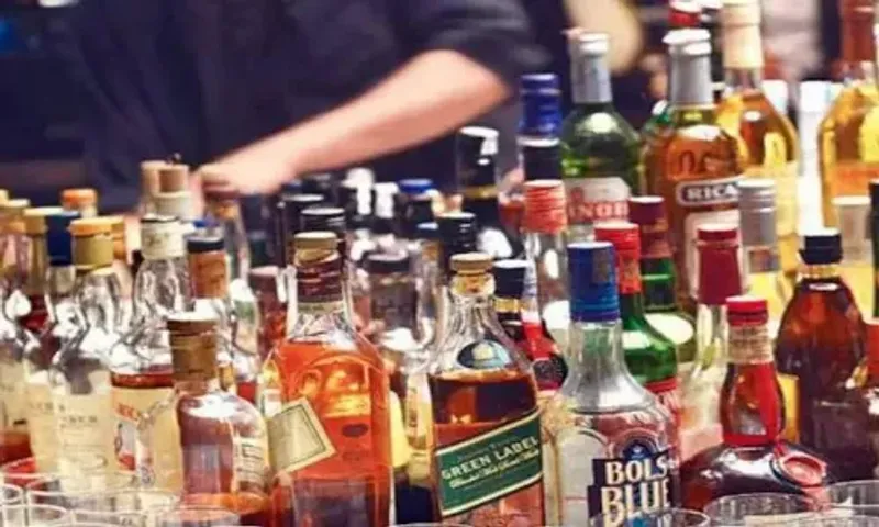 CCI raids Associated Alcohols, Som Distilleries in price fixing probe