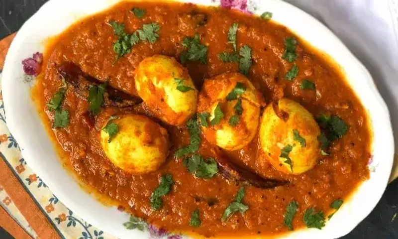 Mughlai Egg: North Indian egg curry recipe you must try