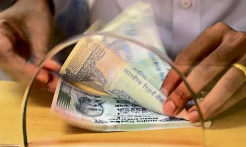 Rupee ends little changed at 83.33 against the US dollar