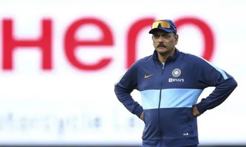 Ravi Shastri backs up split captaincy