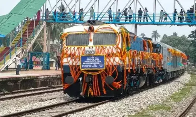 India-Bangladesh 'Mitali Express' train flagged off between New Jalpaiguri and Dhaka railway stations