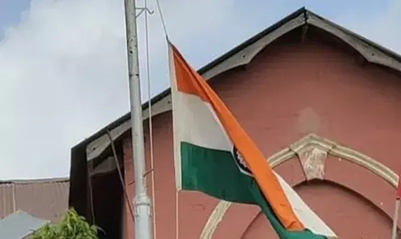 Congress councillor complained over Savli municipality negligence in hoisting National Flag on 15th August