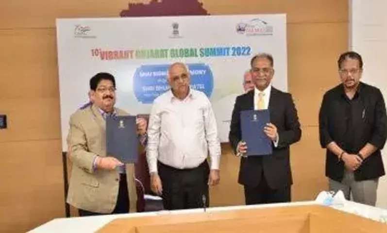 Gujarat looks to draw Rs 5 lakh crore investment