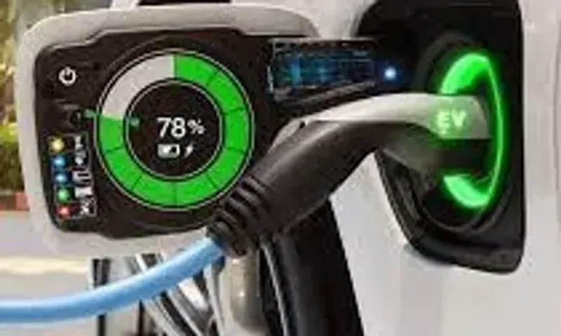 Over 17,000 electric vehicle charging stations will be installed across India by IOCL and Bharat Petroleum.