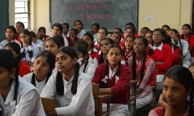 Gender parity in Delhi's higher education declined in 2020-21, shows data