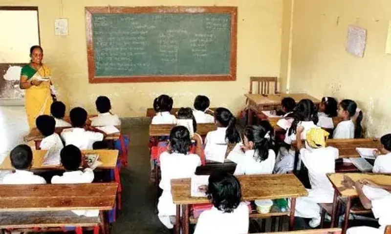 Odisha govt revises schools timing amid strong heatwave