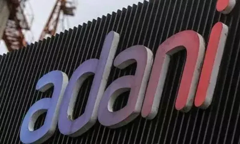 FPIs invest ₹13,540 crore in Indian stocks in 7 days driven by Adani Group's mega block deal