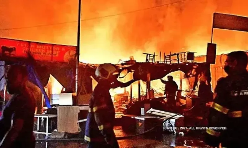 Massive fire breaks out at a shop in Mumbai's Goregaon area