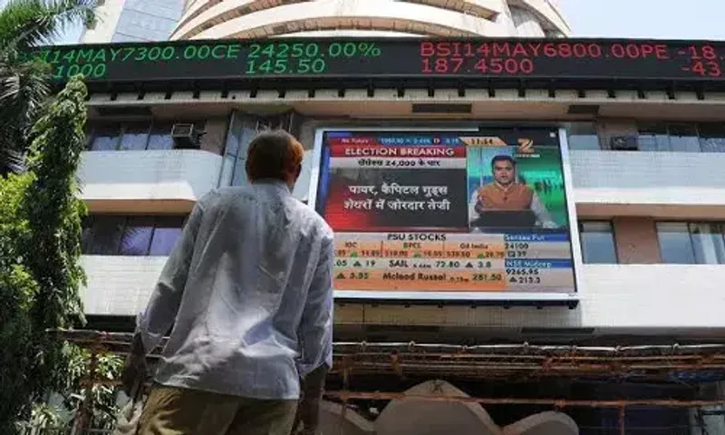 Sensex declines by 365 points on selling in financials, IT shares amid rate hike concerns