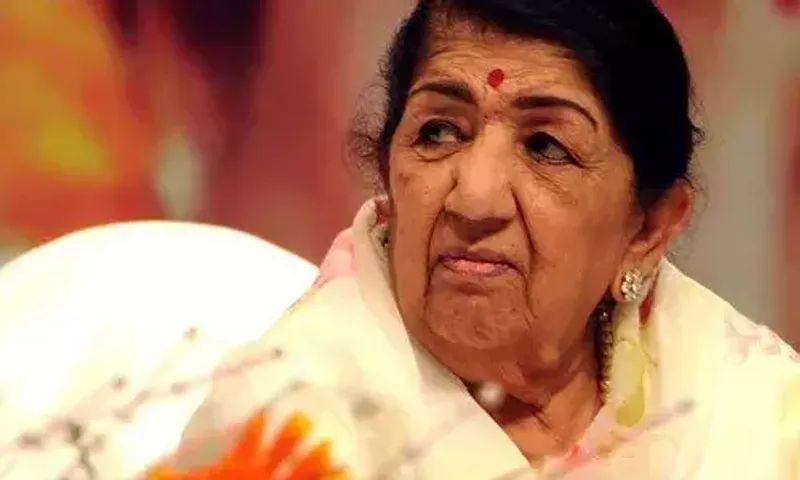 2-day national mourning in Lata Mangeshkar's memory, Tricolour at half-mast