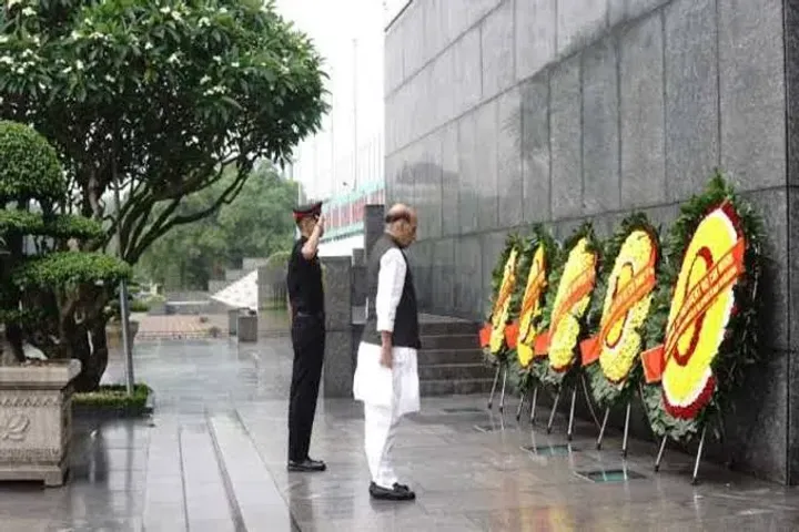 Rajnath Singh visits Vietnam's Founding Father Ho Chi Minh mausoleum, pays homage