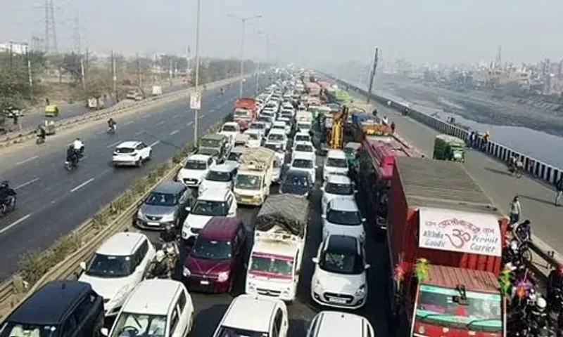 Bharat Bandh today: Noida, Delhi, Ghaziabad traffic and travel advisory to follow