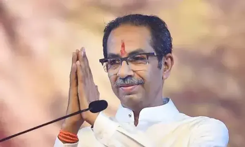 Uddhav Thackeray resigns as CM of Maharashtra after SC refuses to stay today's floor test