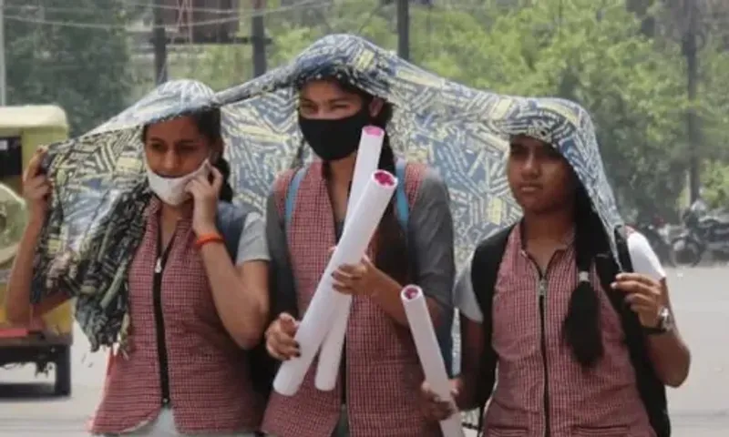 At 40 Degrees celsius, Bengal shuts all educational Institutions for a week