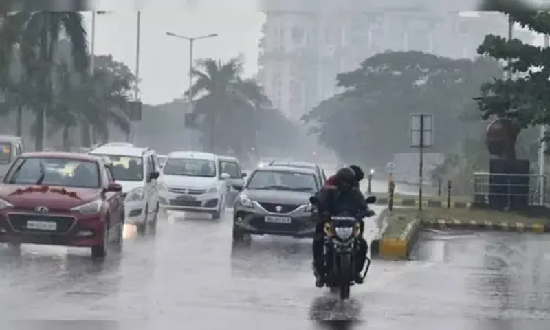 IMD issues orange alert for Uttarakhand and Himachal Pradesh