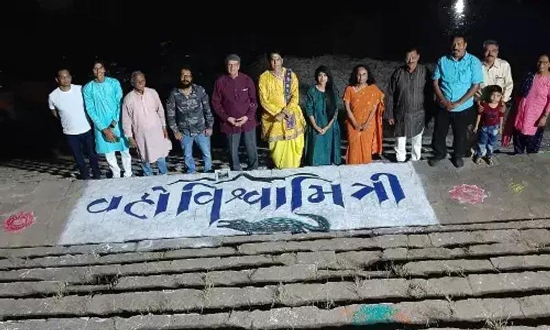 Thousands of diyas lit on Diwali at Vishwamitri ghat to support the Waho Vishwamitri campaign