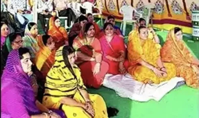 Rajput women stage fast against Rupala’s nomination